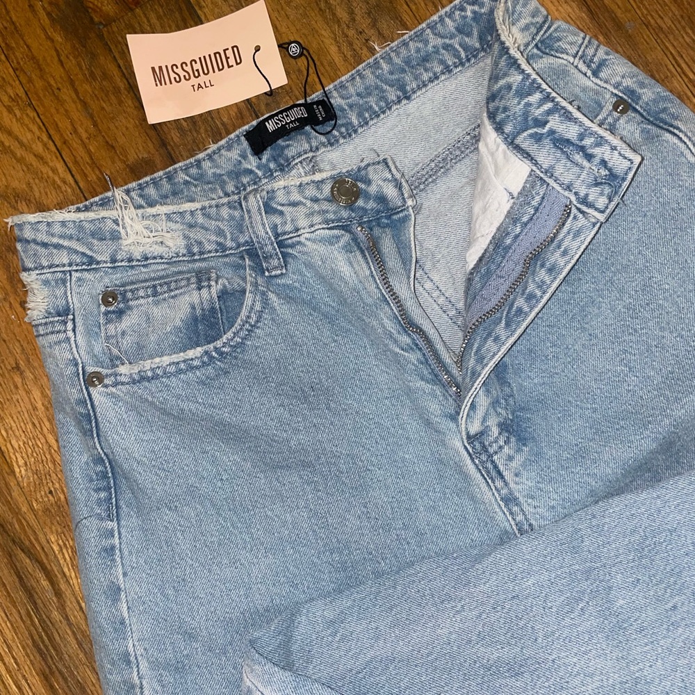 High Rise Blue Jeans with Vintage Style